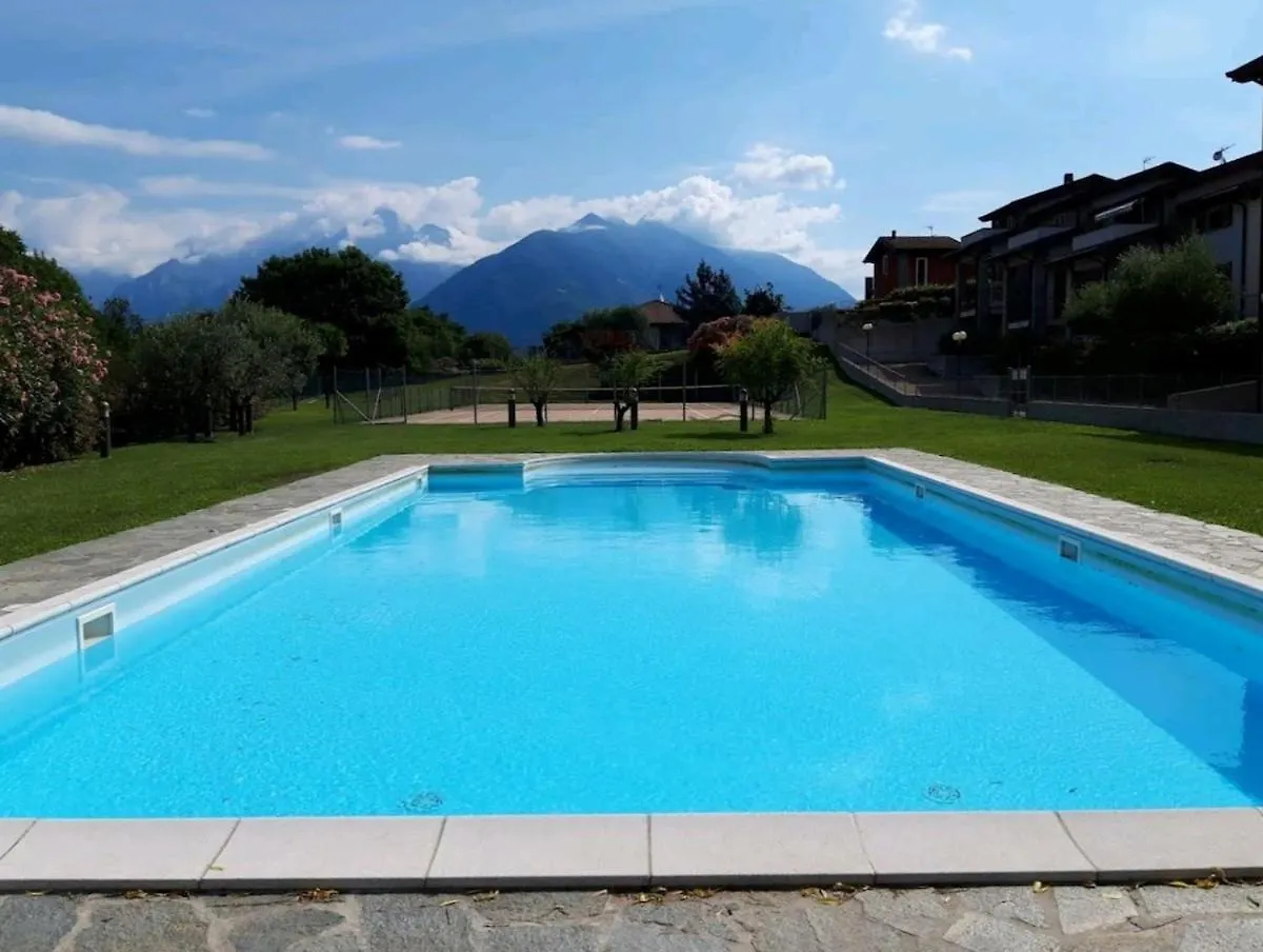 Casa Maria Teresa, Piscina E Campo Da Tennis Colico Itália
