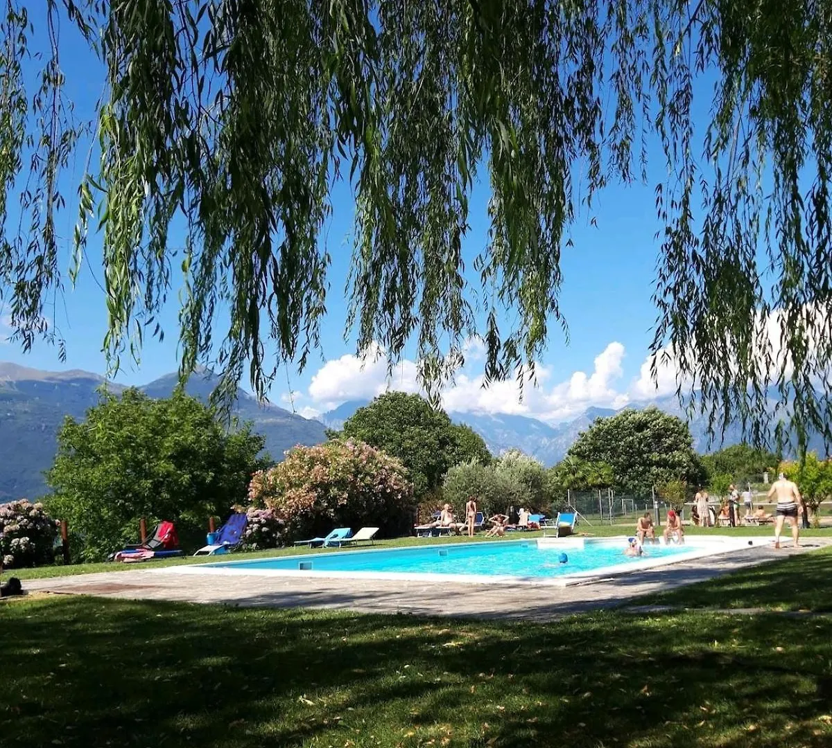 Casa Maria Teresa, Piscina E Campo Da Tennis Colico Itálie