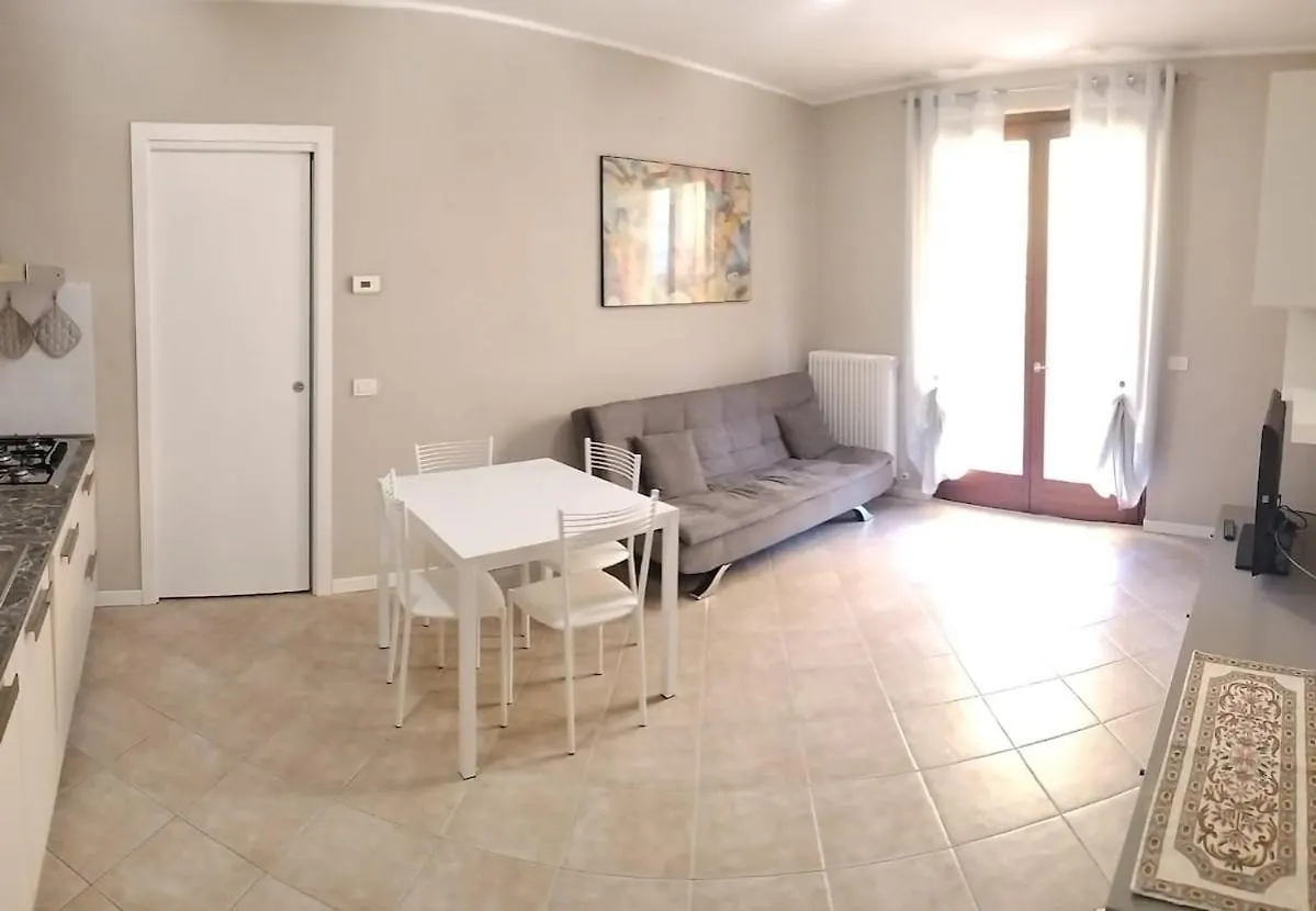 Apartmán Casa Maria Teresa, Piscina E Campo Da Tennis Colico Itálie